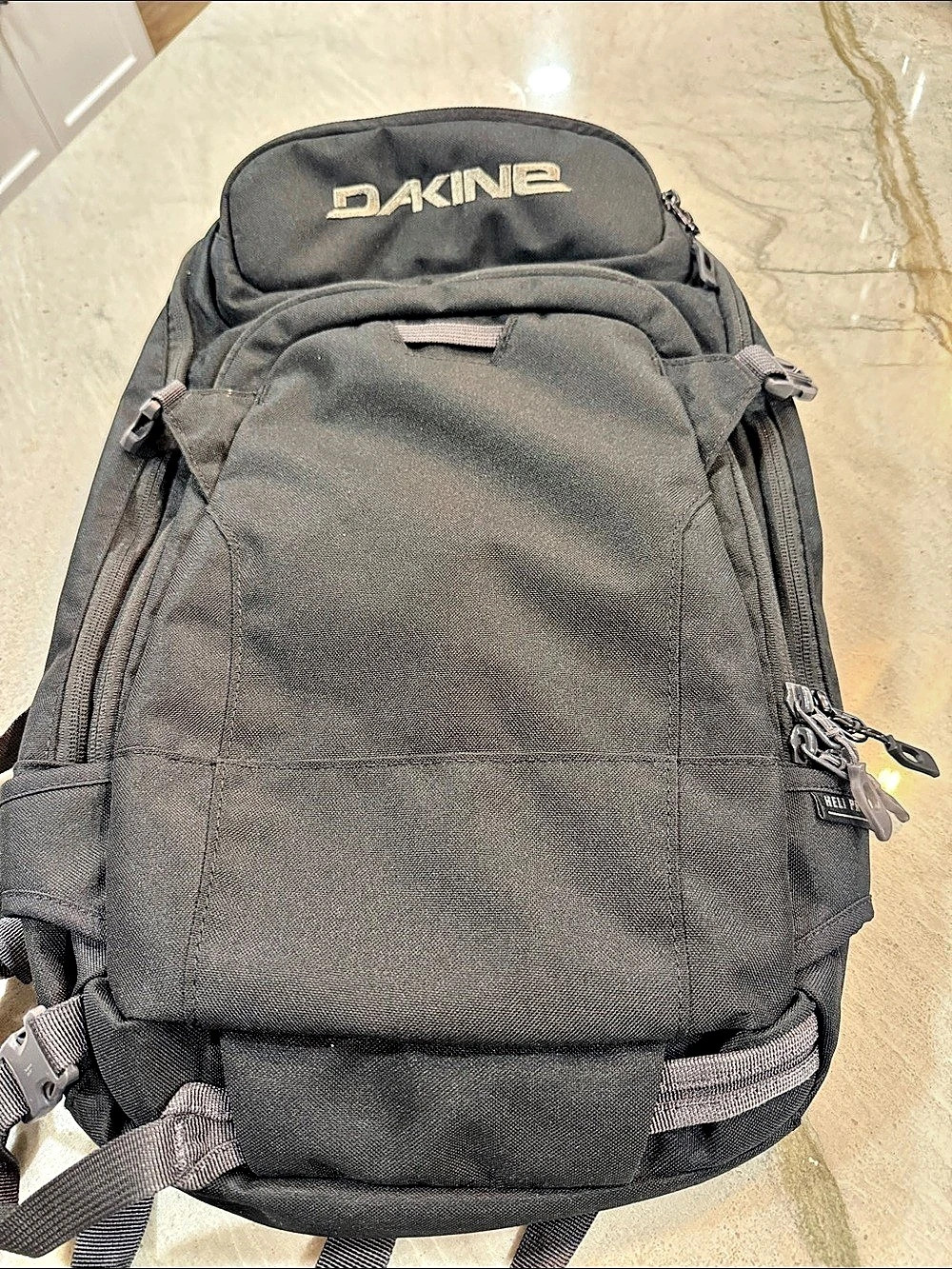 Dakine Heli Pro 20L Backpack Black